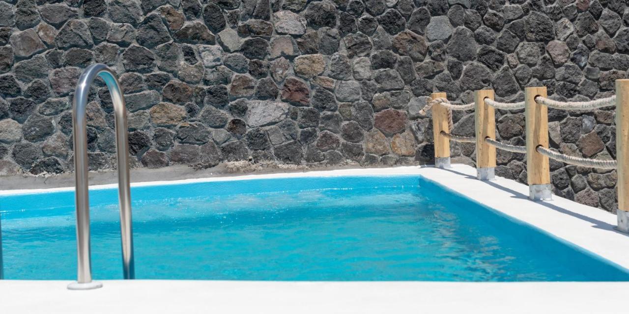 White Dream Suites Fira  Zewnętrze zdjęcie