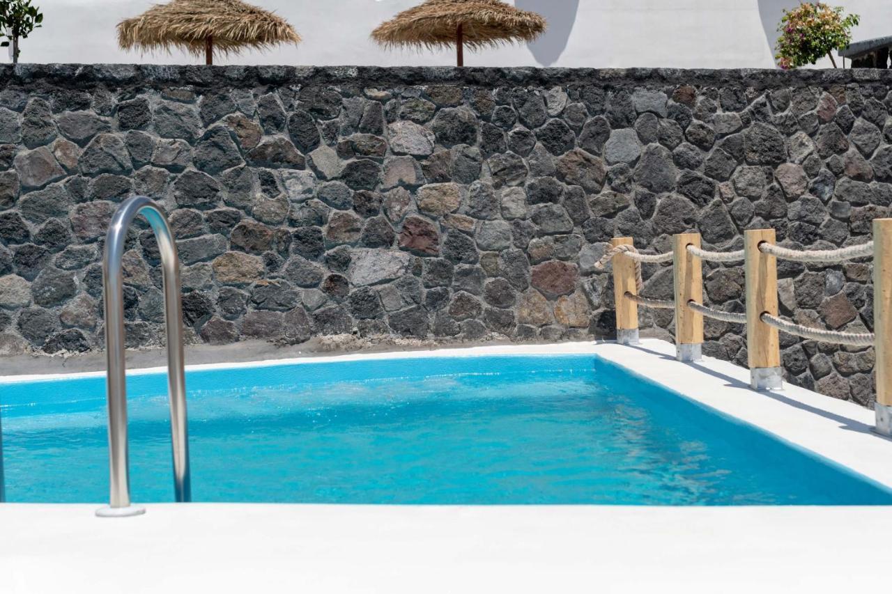 White Dream Suites Fira  Zewnętrze zdjęcie